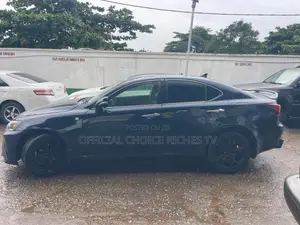 Lexus IS 2008 Blue