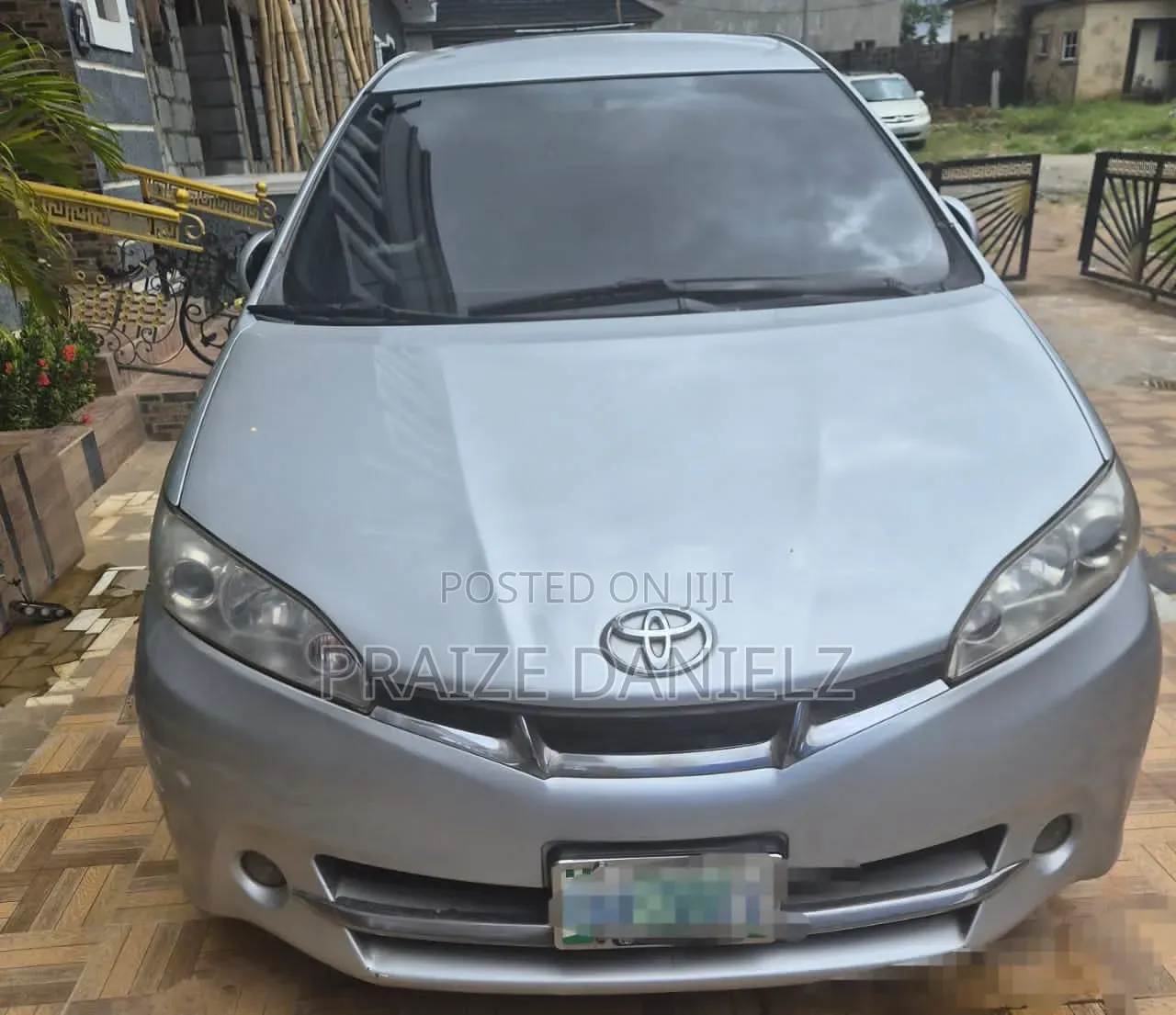 Toyota Wish 2014 Silver