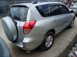 Toyota RAV4 Limited V6 4x4 2008 Silver