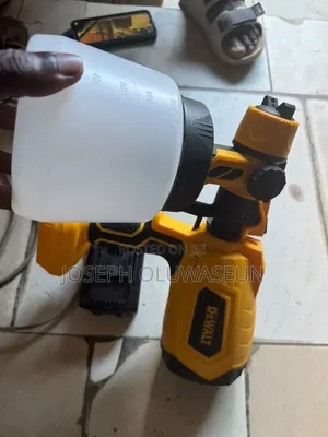 DeWalt Spray Paint