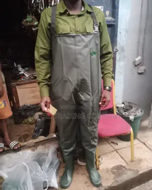 Chest Wader - Fishing Wader Suit - PVC - Boot Attached - Green
