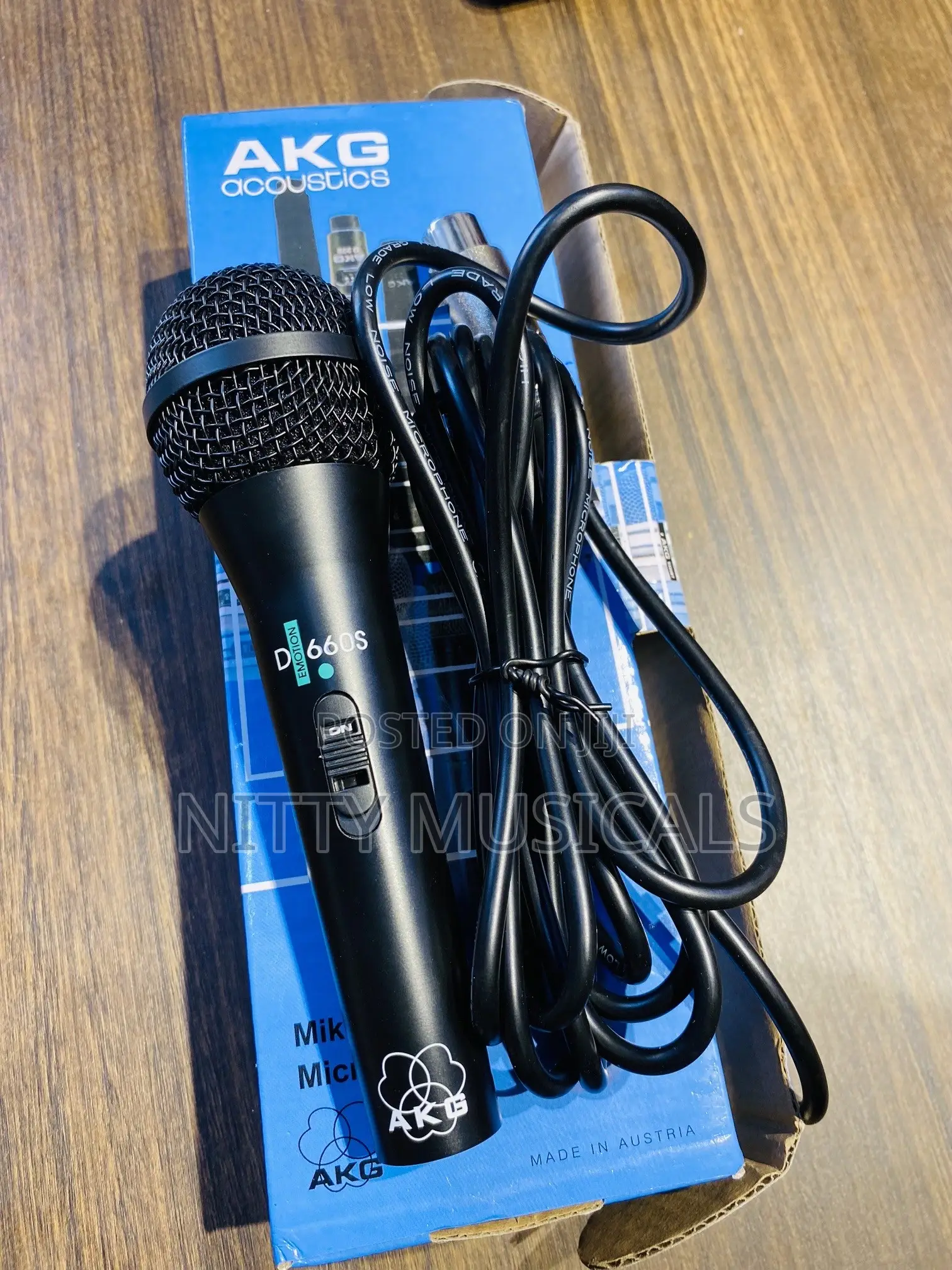 AKG Wired Microphone
