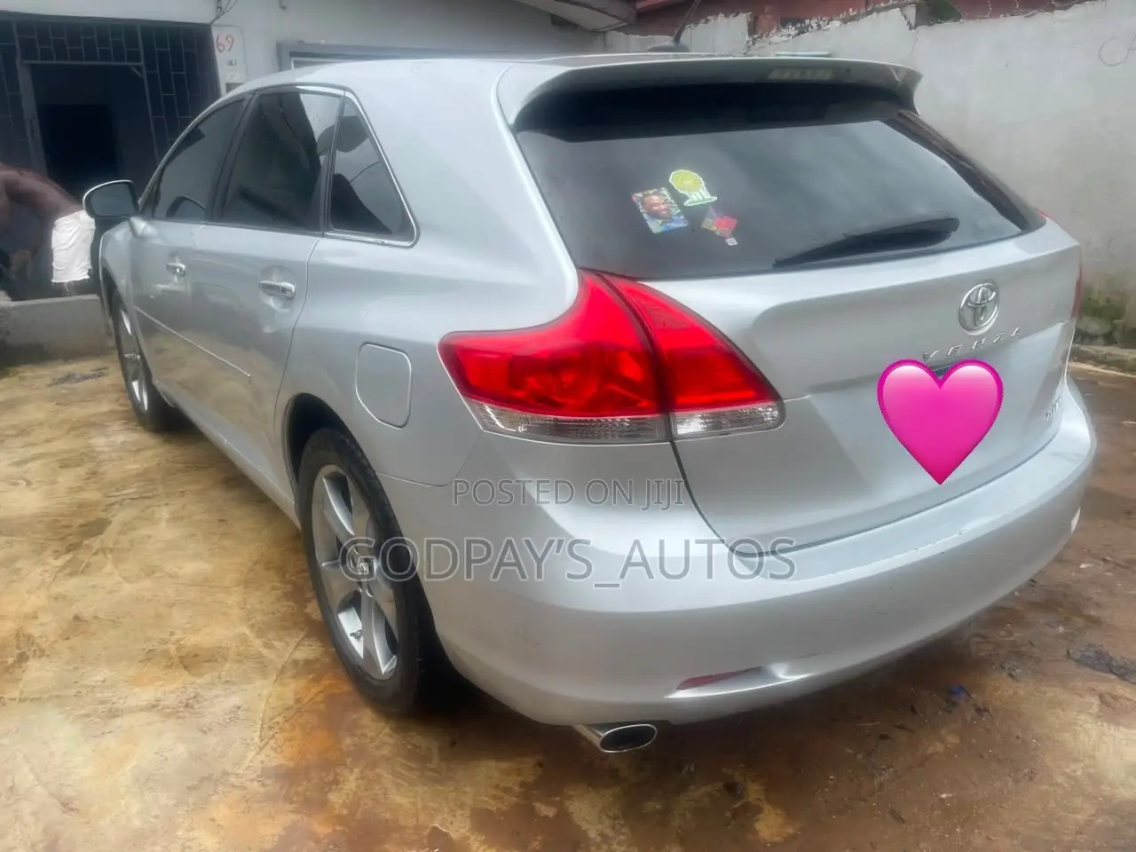 Toyota Venza XLE 2012 Silver