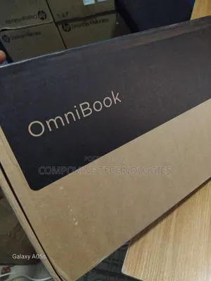 New Laptop HP OmniBook 5 Flip 8GB Intel Core 5 SSD 512GB