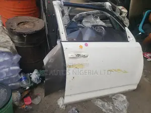 Front Right Dor Toyota 4-Runner 2018 Model