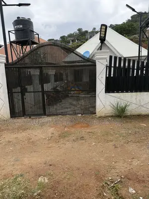Furnished 2bdrm House in Dutse-Alhaji for sale