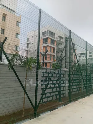 Palo Mesh Fence Wire Anti Finger 2.4m Height by 3m Long With One Pool