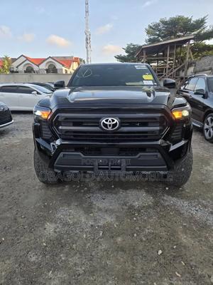 Toyota Tacoma 2024 Black