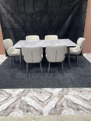 Uncommon Beautiful 6 Seater Dinning