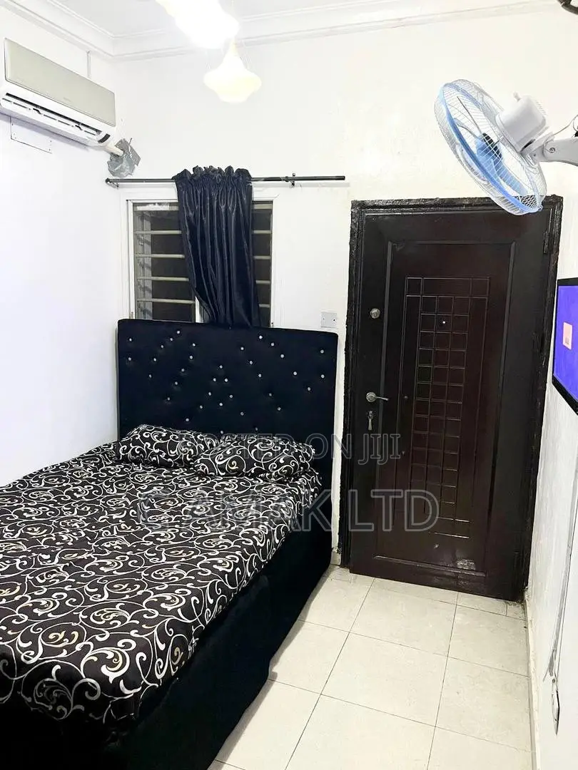Girls Room for Two
