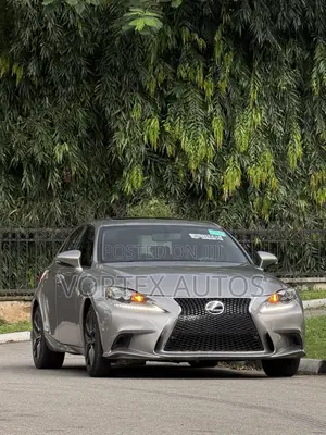 Lexus IS 350 AWD 2016 Gray