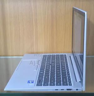Laptop HP EliteBook 840 G8 16GB Intel Core i7 SSD 512GB