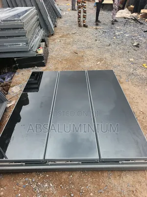 Three Panel of Frameless Windows With Burglary