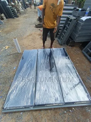Three Panel of Frameless Windows With Burglary