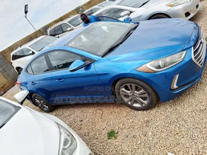 Hyundai Elantra 2018 Blue
