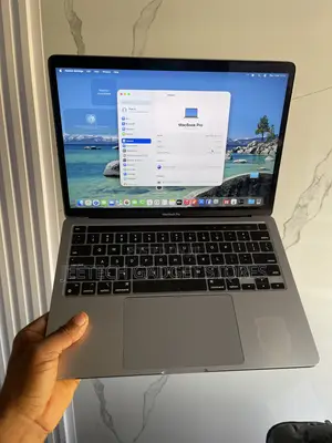 Laptop Apple MacBook Pro 2020 8GB Apple M1 SSD 256GB