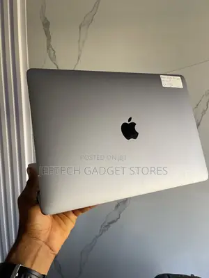 Laptop Apple MacBook Pro 2020 8GB Apple M1 SSD 256GB