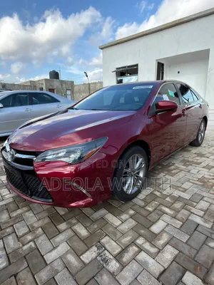 Toyota Camry 2017 Burgundy