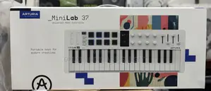 Arturia Minilab 37 Universal Midi Controller