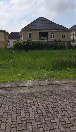 600sqm of Residential Land for Sale at Northern Foreshor With C of O