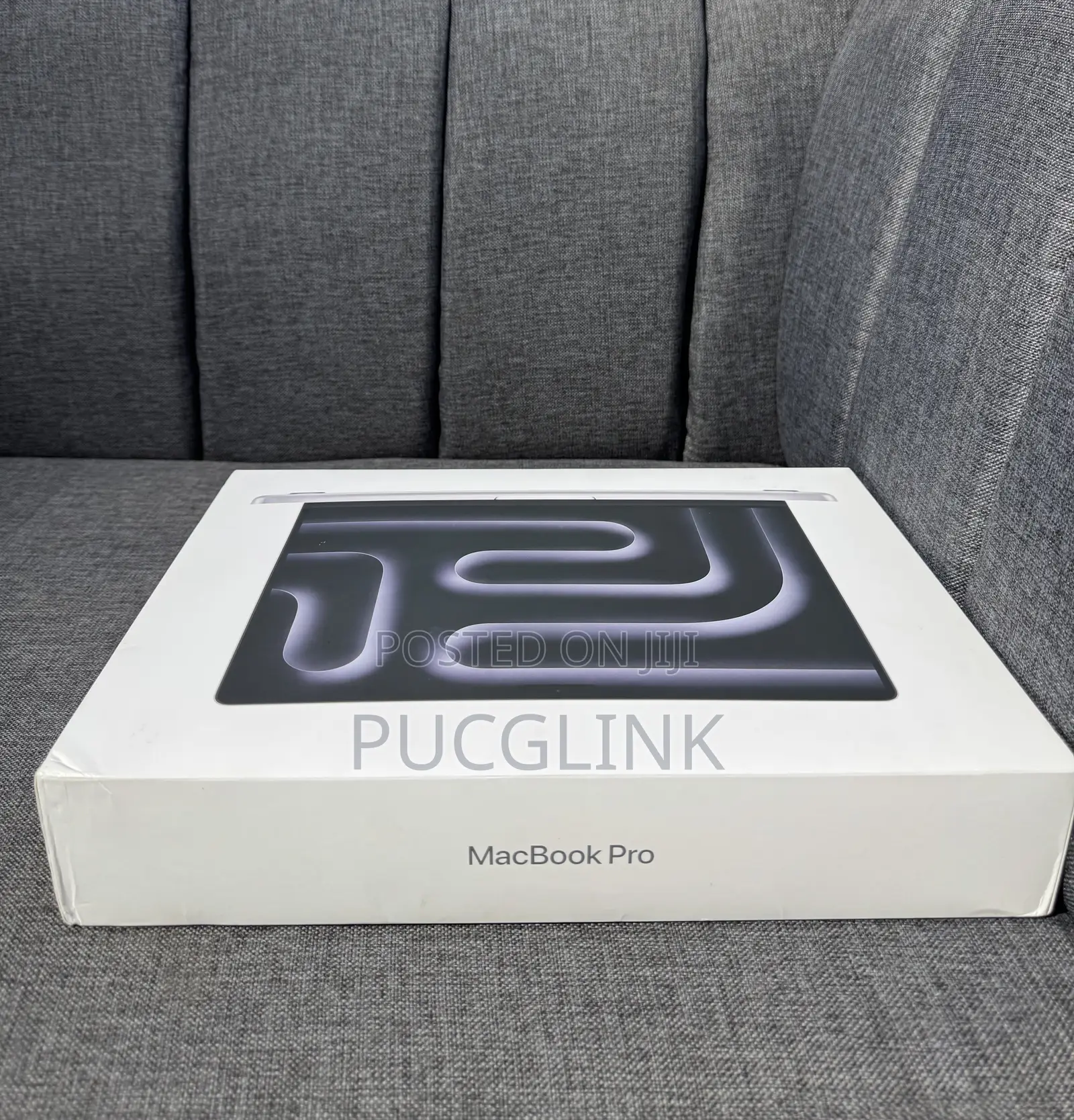 New Laptop Apple MacBook 16GB Apple M5 SSD 512GB