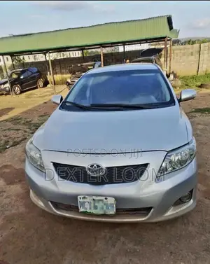Toyota Corolla 2010 Silver