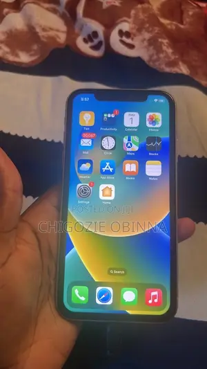 Apple iPhone 11 64 GB Yellow