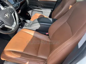 Toyota Highlander Limited 2019 White