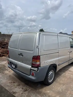 Mercedes-Benz Vito 2003 Silver
