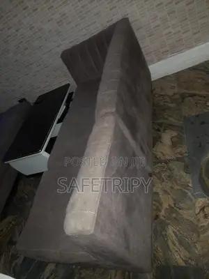 4-Seater Grey Fabric Sofa Set With Center Table-Foam Needs Refill