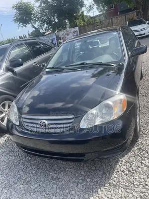 Toyota Corolla 2002 Black