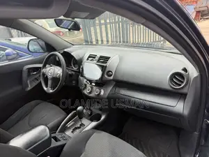 Toyota RAV4 2.5 Sport 4x4 2011 Gray