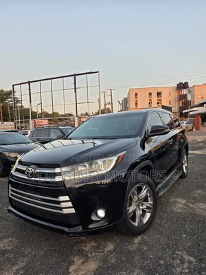 Toyota Highlander 2016 Black