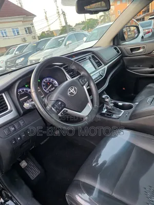 Toyota Highlander 2016 Black