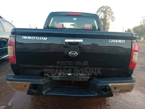 IVM Carrier 4WD 2017 Black