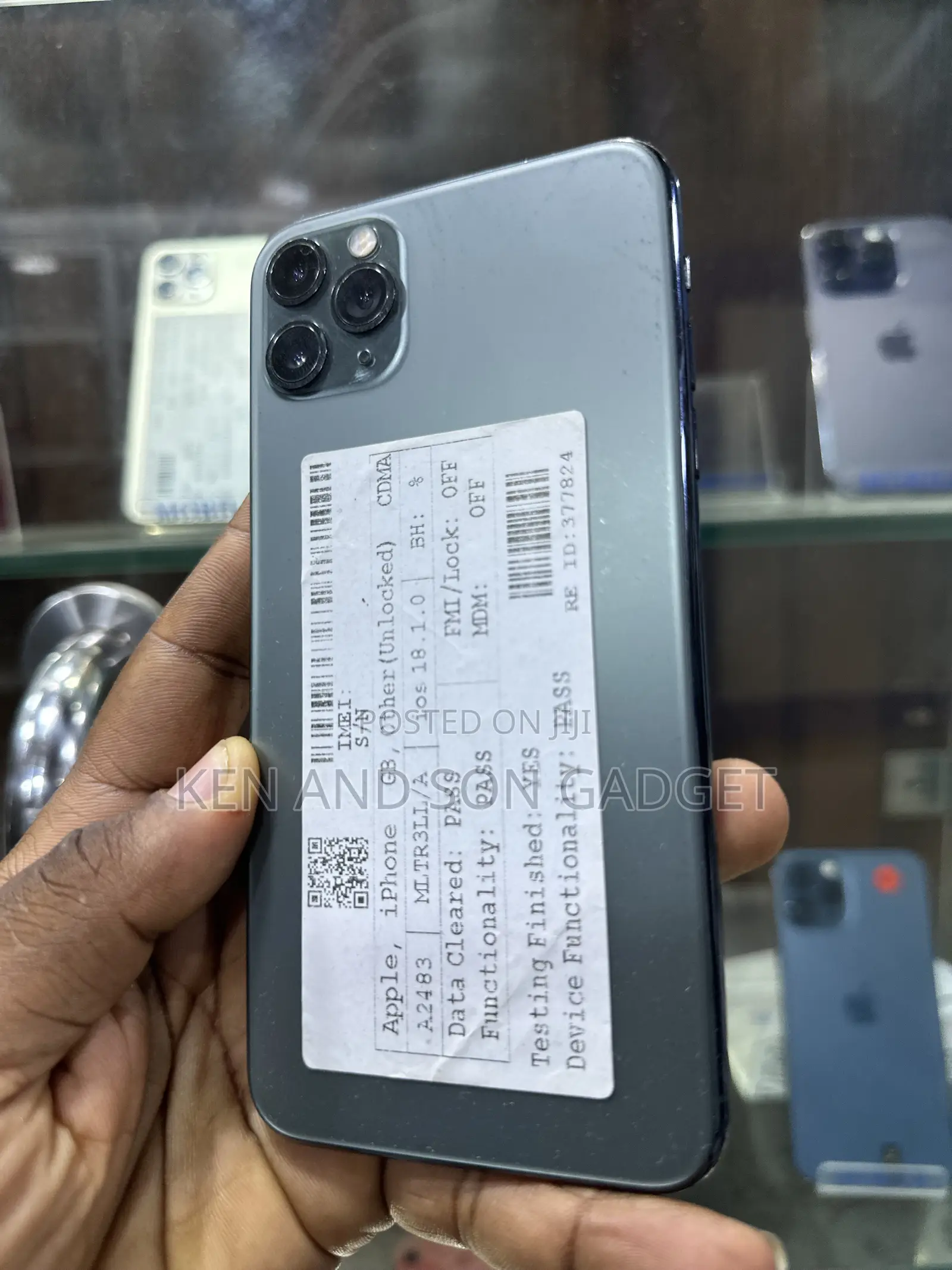 Apple iPhone 11 Pro Max 64 GB Black