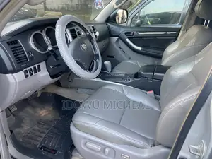 Toyota 4-Runner 2004 Silver