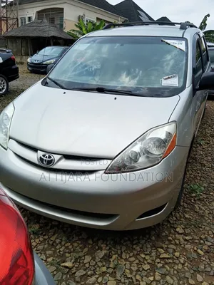 Toyota Sienna 2007 Silver