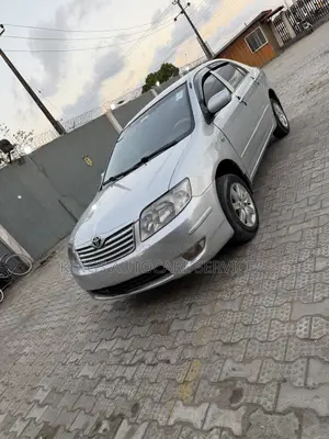 Toyota Corolla LE 2005 Silver