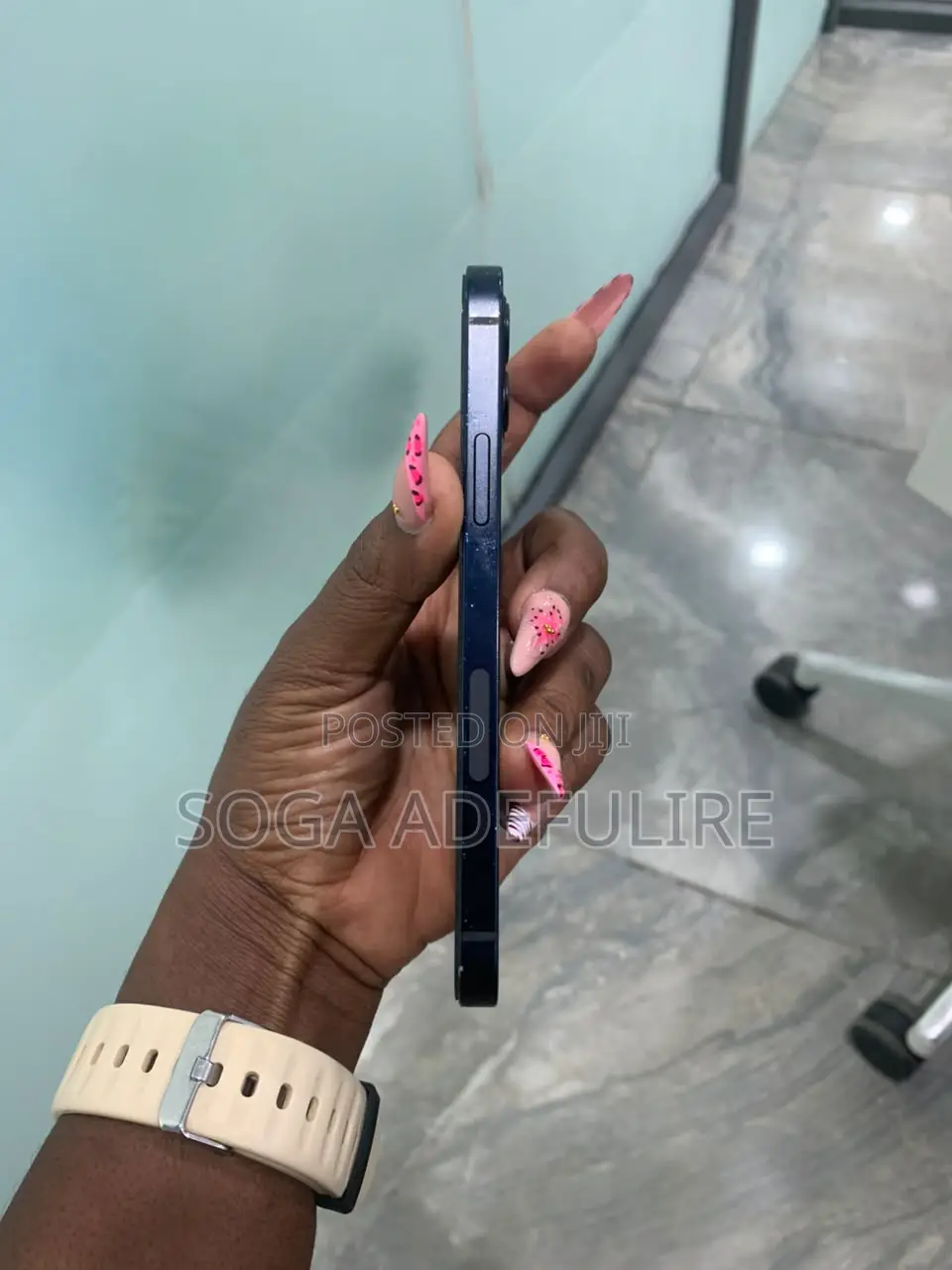 Apple iPhone 12 64 GB Black
