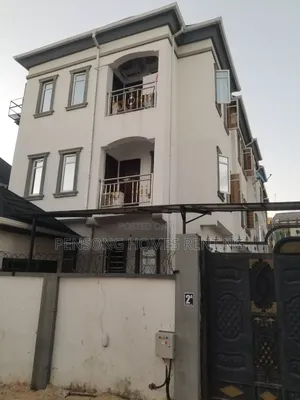 2bdrm Apartment in Chevron Gate, Lekki Expressway for rent