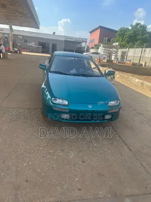 Mazda 323 2.0 2001 Blue