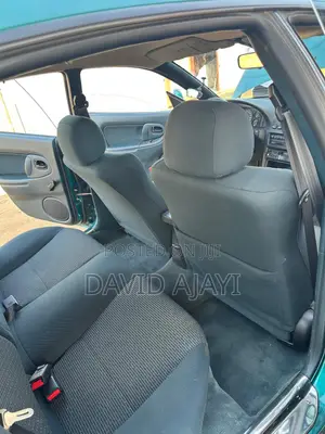 Mazda 323 2.0 2001 Blue