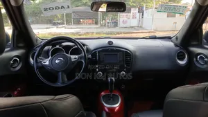Nissan Juke SL AWD 2011 Red