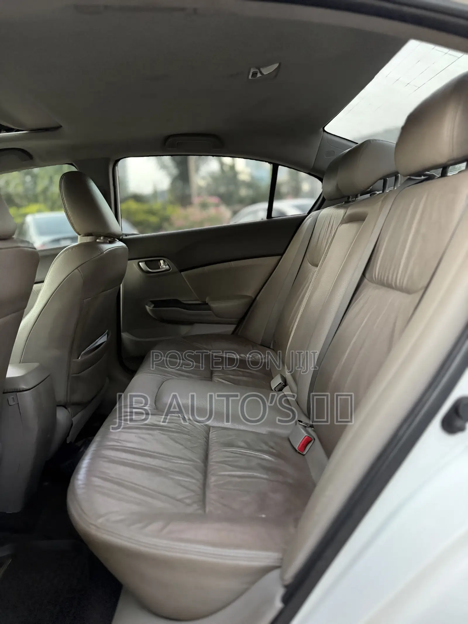 Honda Civic 2012 White