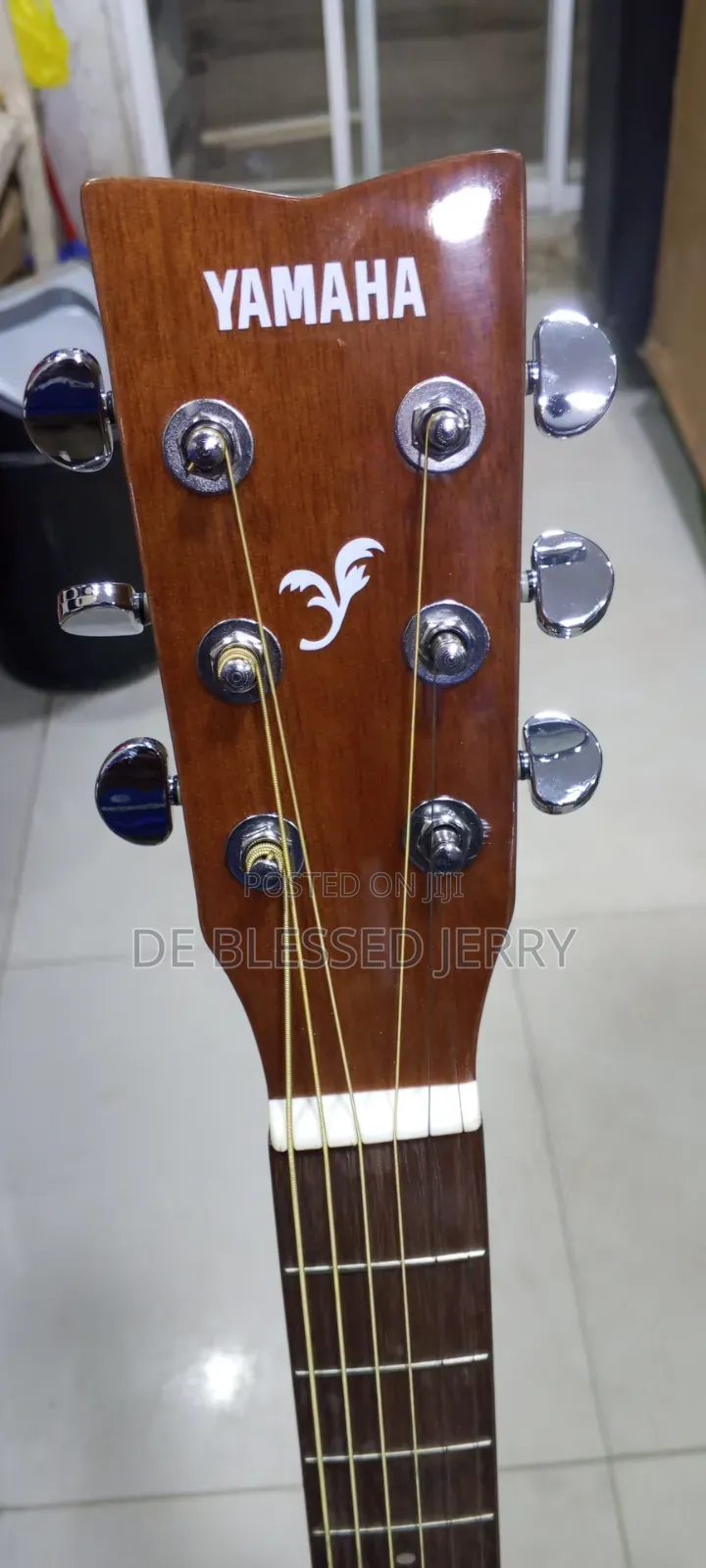Acoustic Box Guitar for Beginners and Professional Performance