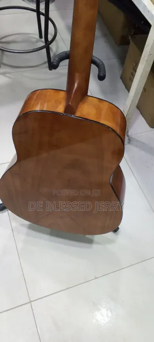 Acoustic Box Guitar for Beginners and Professional Performance
