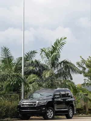 Toyota Land Cruiser Prado 2012 Black