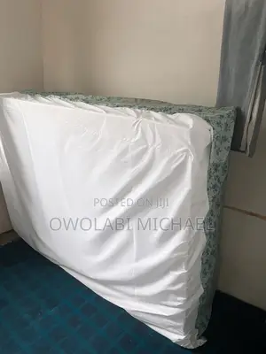 4.5 By6 by 12 Bed – Clean & Good Condition