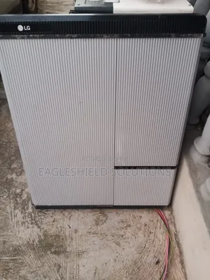 LG Energy Solution RESU10H Battery